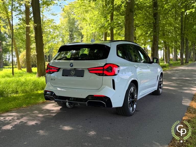 BMW iX3 Charged Plus M-Sport