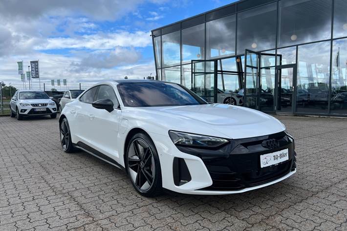 Hvid Audi RS e-tron GT fra 2022