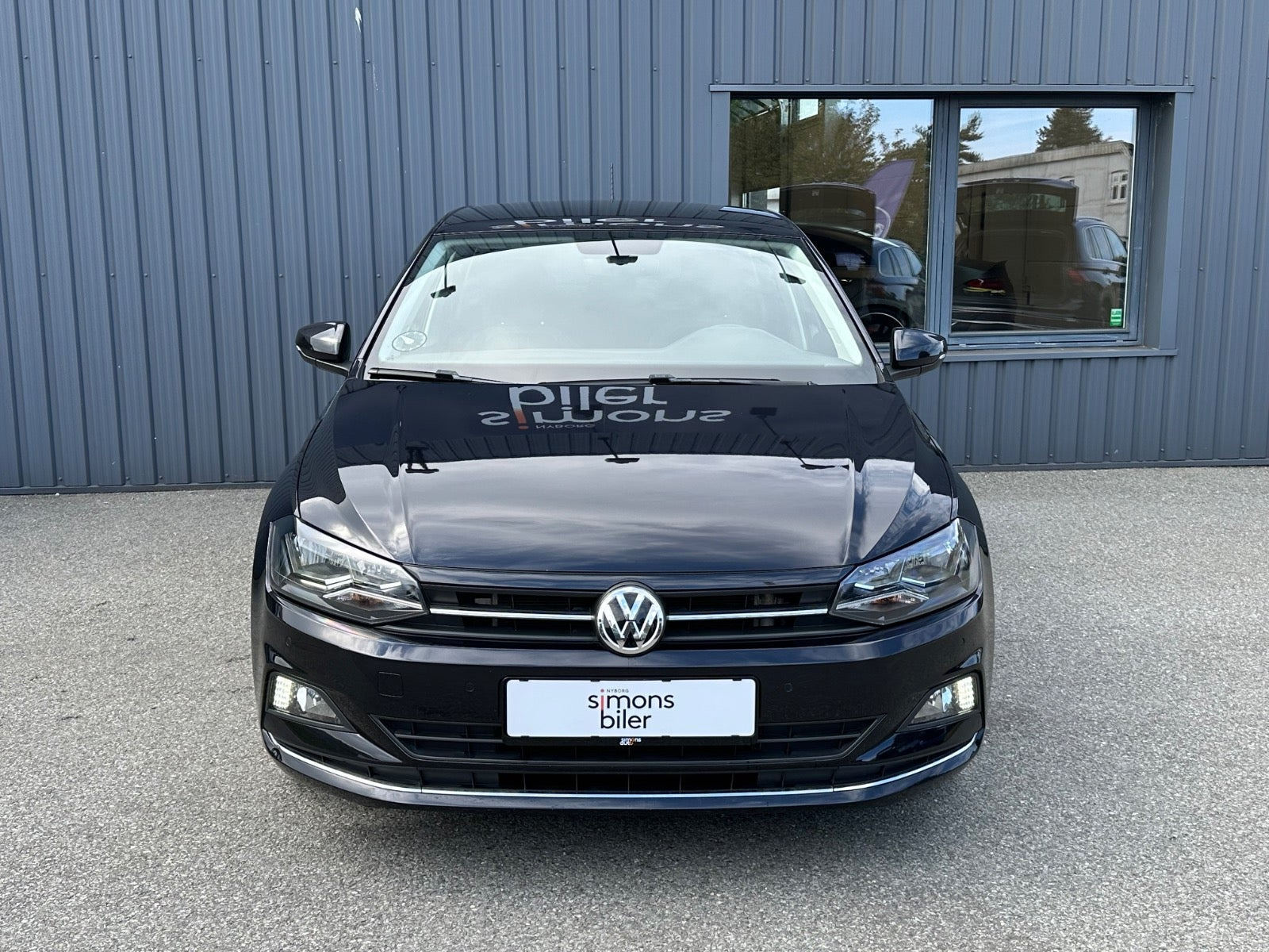 Sort VW Polo fra 2020