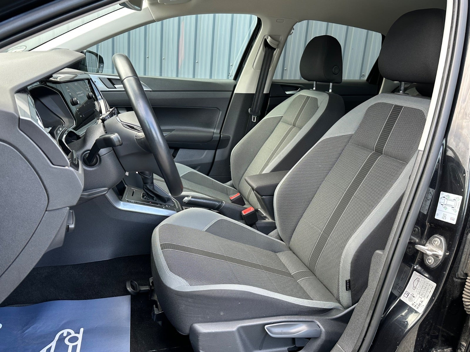 Sort VW Polo fra 2020