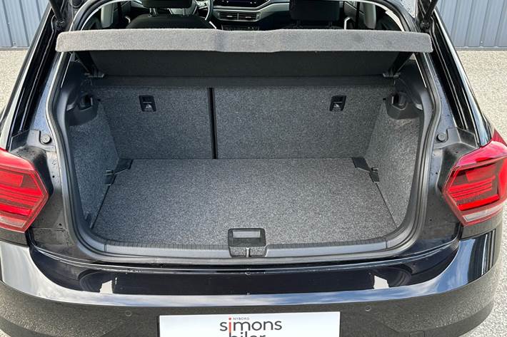 Sort VW Polo fra 2020