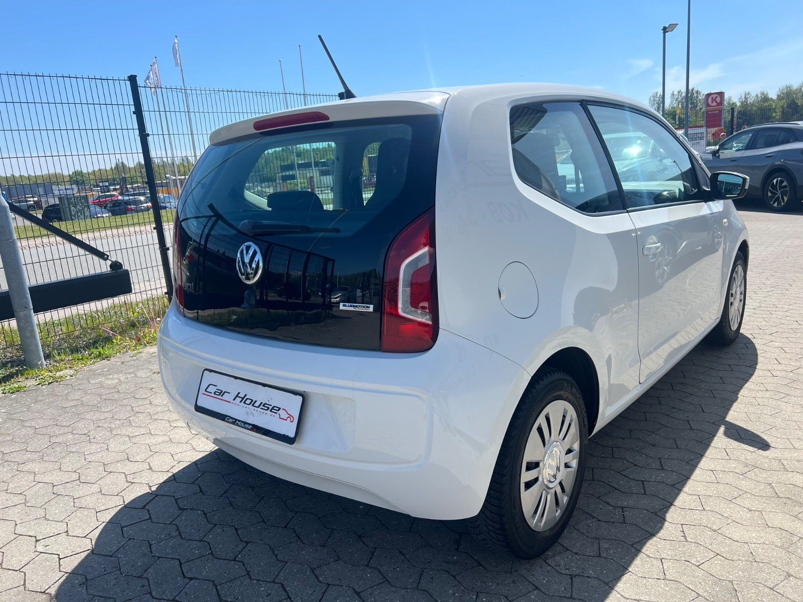 Hvid VW UP! fra 2015