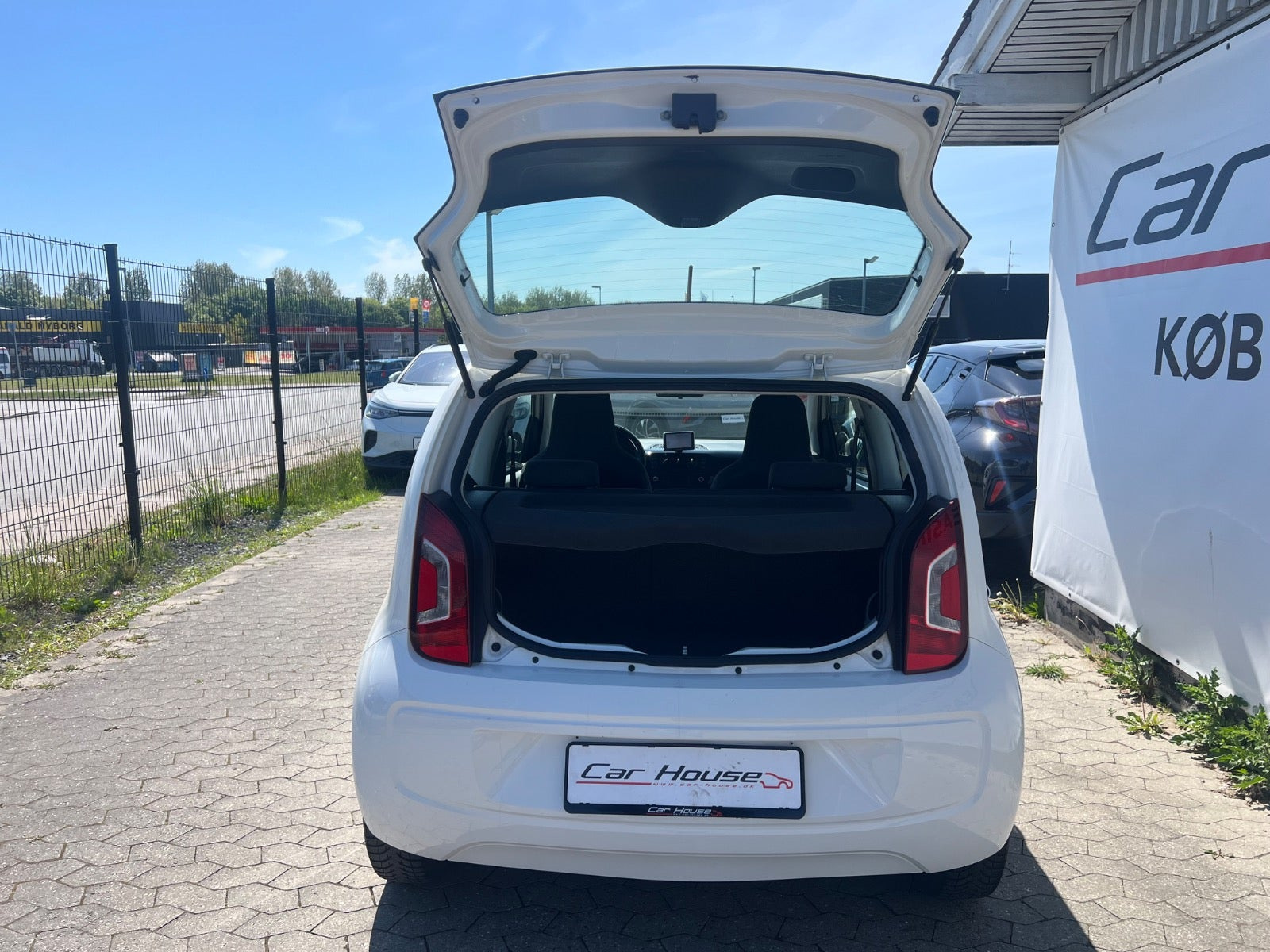 Hvid VW UP! fra 2015