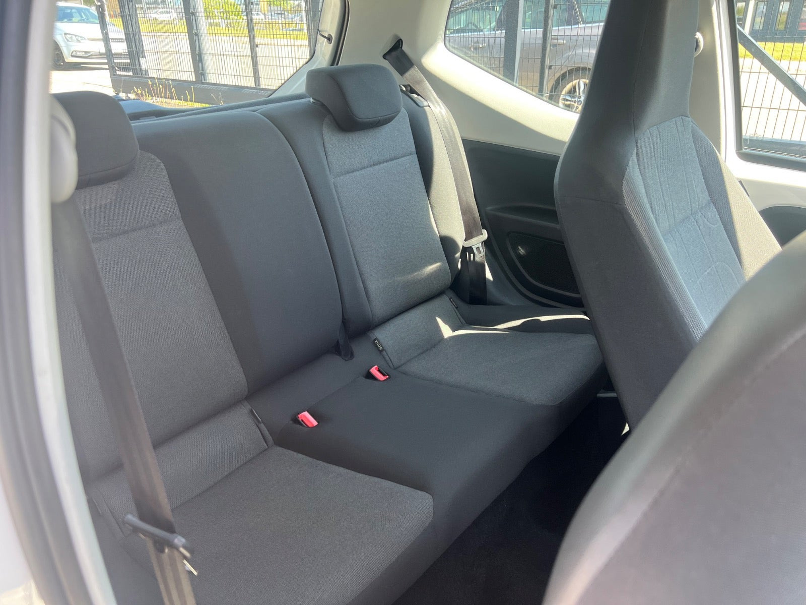 Hvid VW UP! fra 2015