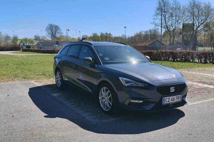 Grå Seat Leon fra 2021