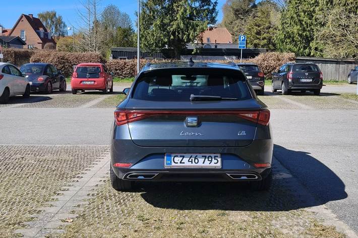 Grå Seat Leon fra 2021