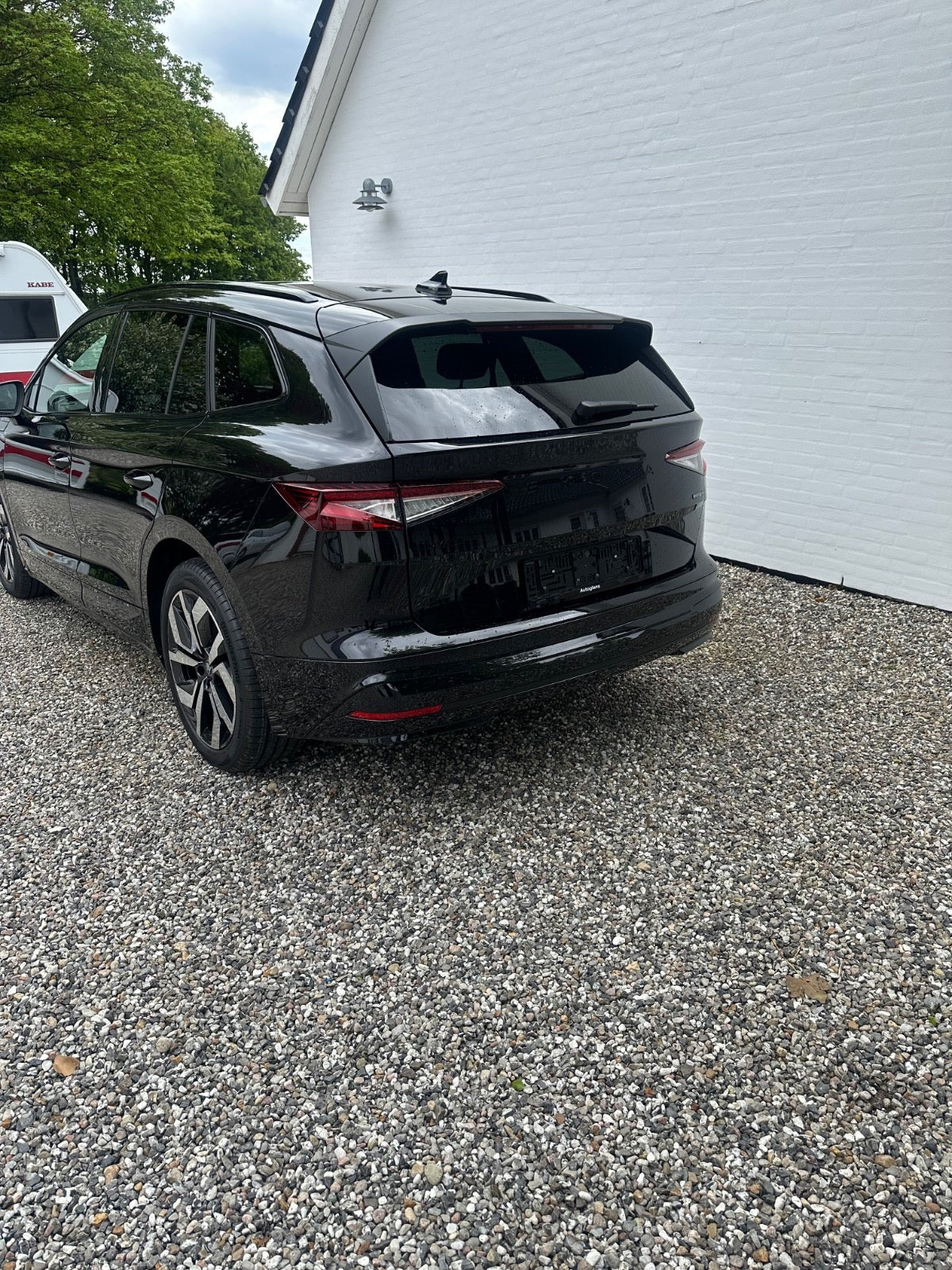Sort Skoda Enyaq fra 2026