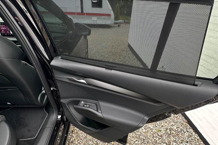 Sort Skoda Enyaq fra 2026
