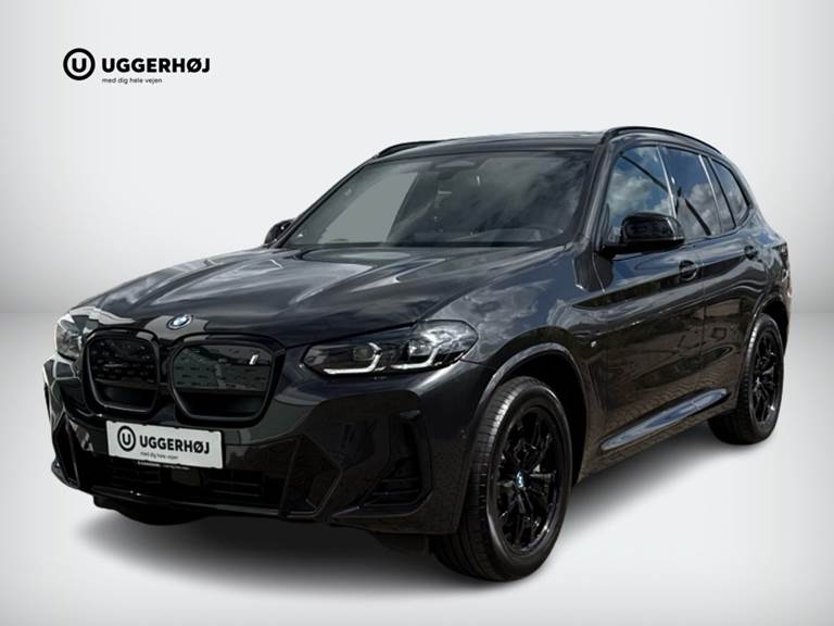 BMW iX3 Charged M-Sport