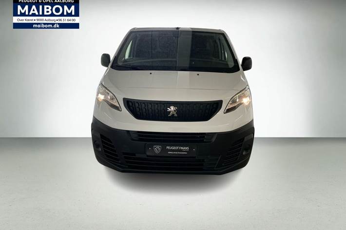 Hvid Peugeot e-Expert fra 2024
