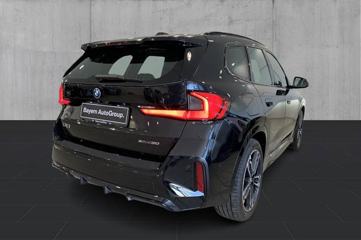 undefined BMW iX1 fra 2026