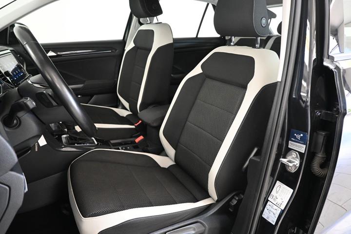 Sort VW T-Roc fra 2020