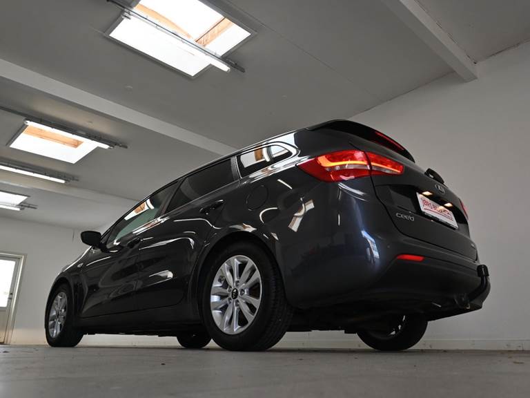 Kia Ceed 1,4 CVVT Attraction SW