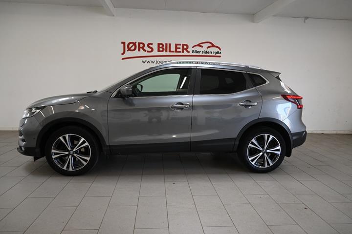 Grå Nissan Qashqai fra 2018