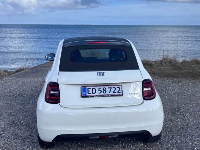 Fiat 500e 42 Icon Cabrio