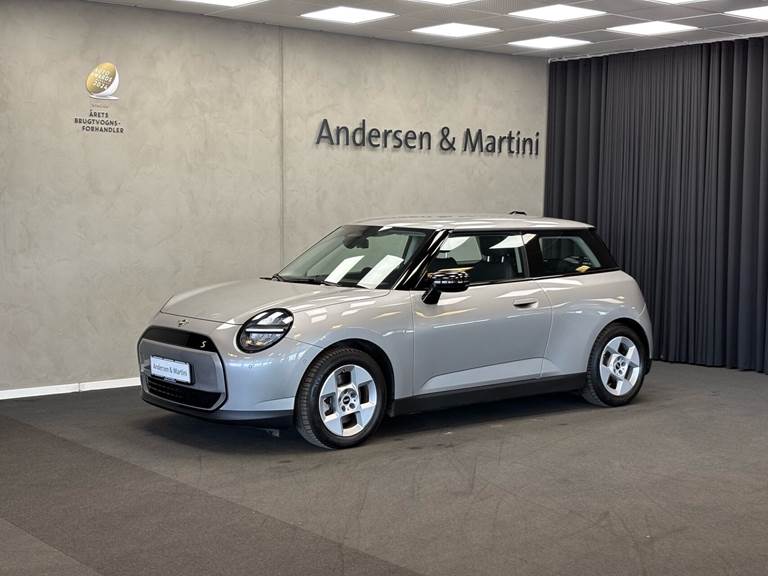 Mini Cooper SE EL Essential Trim Option Level XS 218HK 3d Aut.