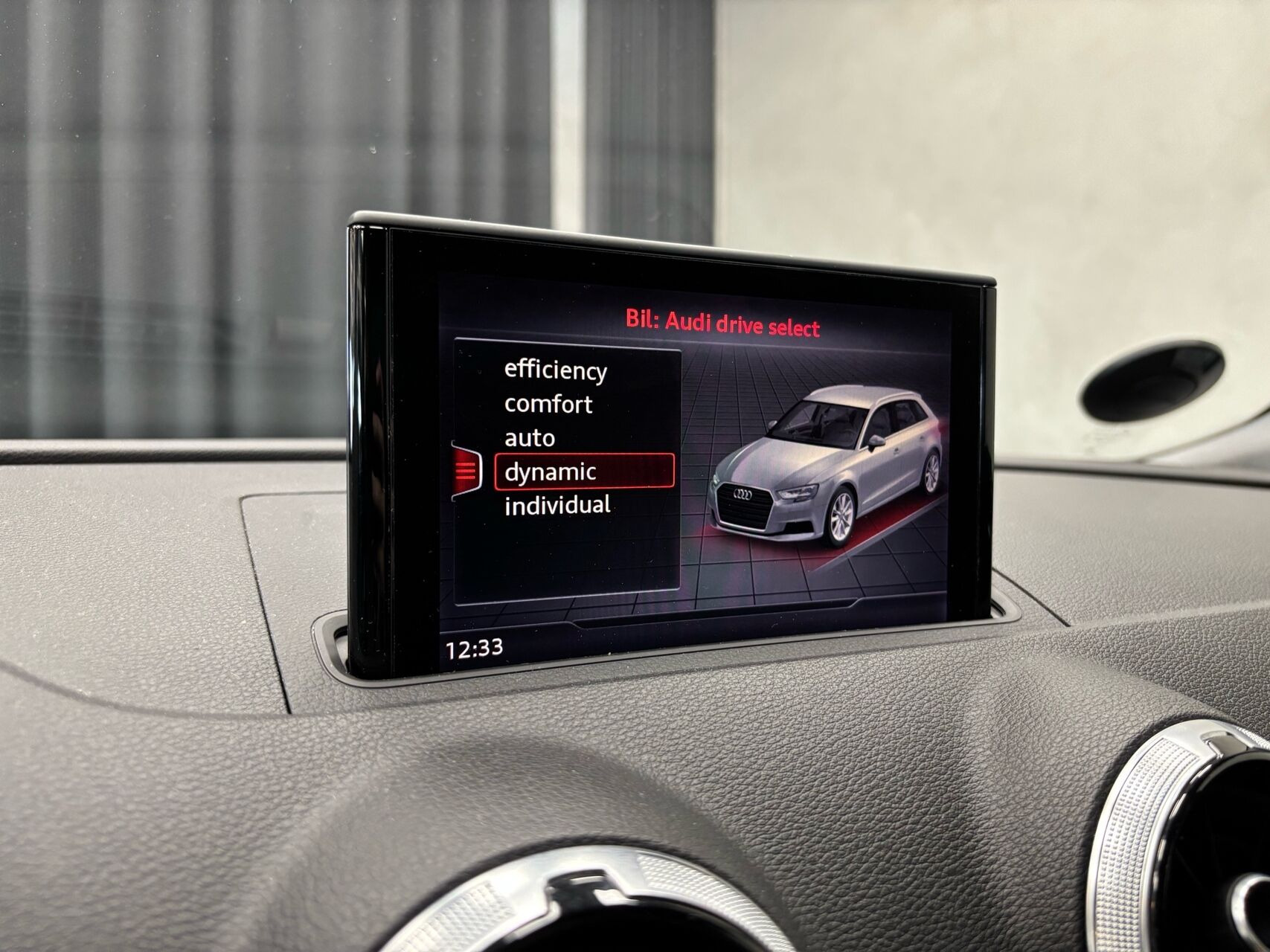 Sort Audi A3 fra 2019