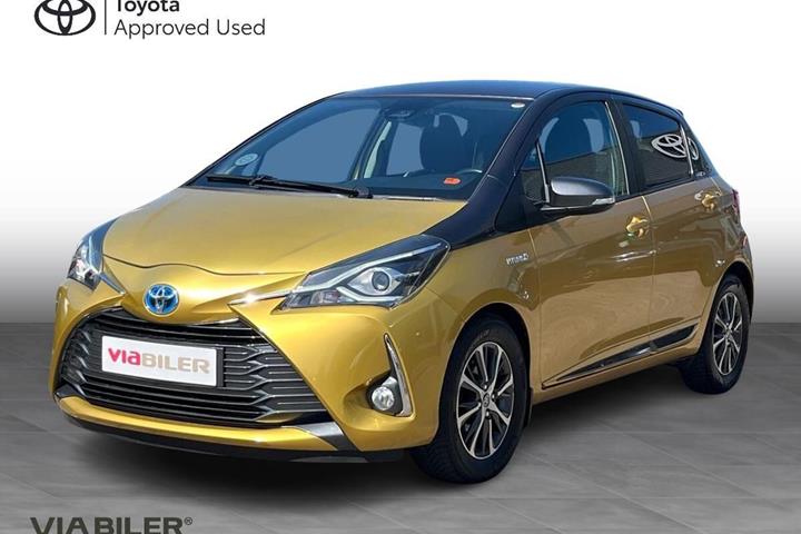 Gul Toyota Yaris fra 2020 set udefra