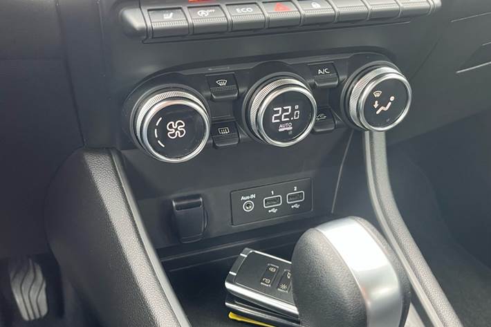 Sort Renault Captur fra 2020