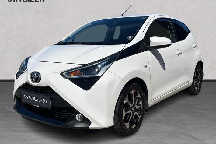 Hvid Toyota Aygo fra 2020