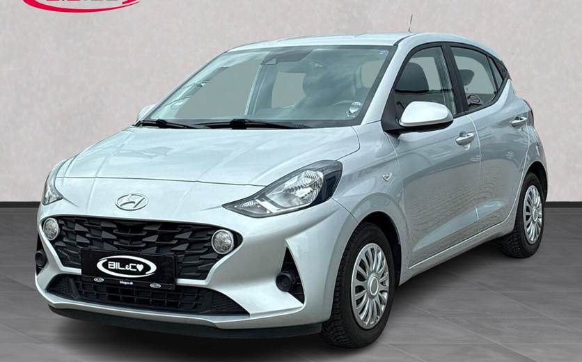Hyundai i10 1,0 Essential AMT 67HK 5d Aut.