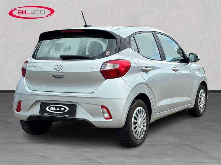 Hyundai i10 1,0 Essential AMT 67HK 5d Aut.