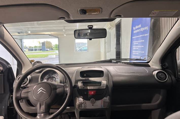 Grå Citroën C1 fra 2009