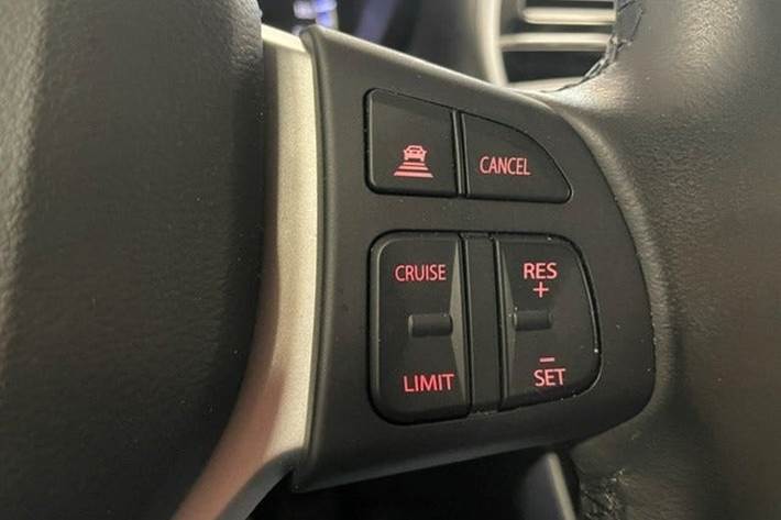 Grå Suzuki S-Cross fra 2020