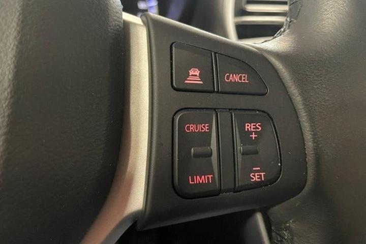 Grå Suzuki S-Cross fra 2020