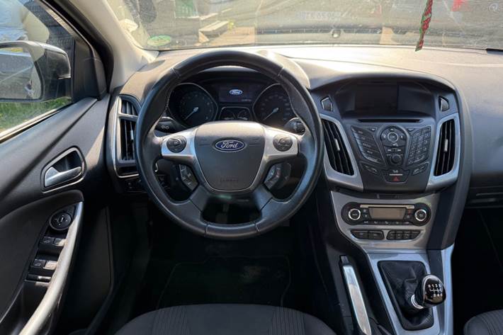 Sort Ford Focus fra 2011
