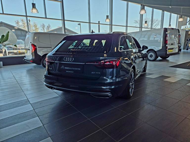 Audi A4 40 TDi Prestige plus Avant S-tr.