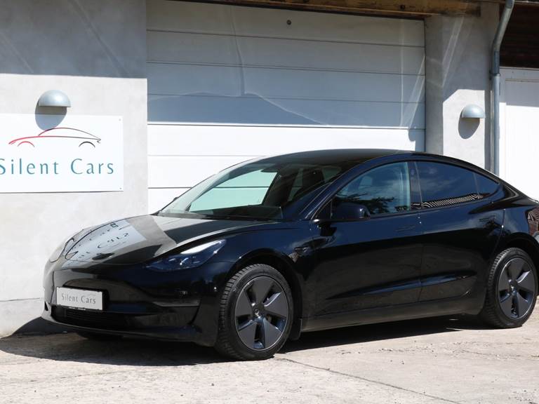 Tesla Model 3 Long Range RWD