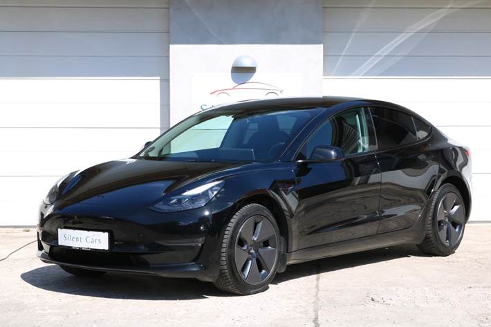 Sort Tesla Model 3 fra 2023