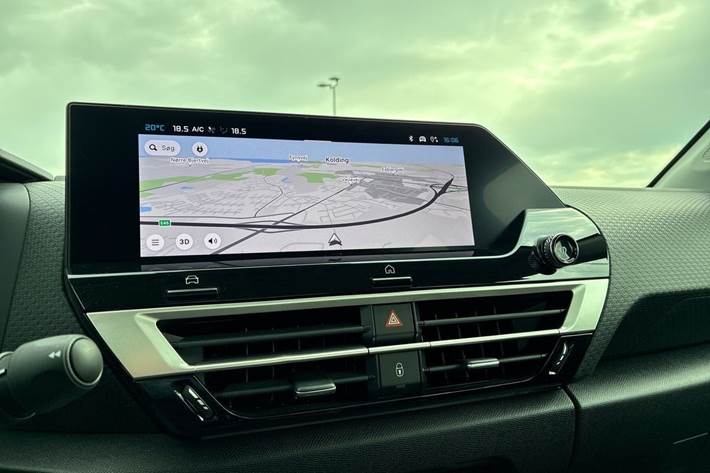 Blå Citroën ë-C4 X fra 2025