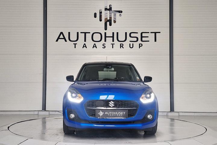 Blå Suzuki Swift fra 2020