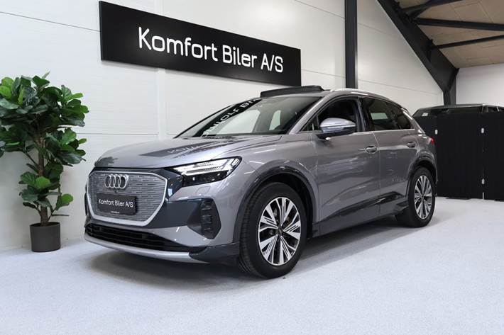 Grå Audi Q4 e-tron fra 2023