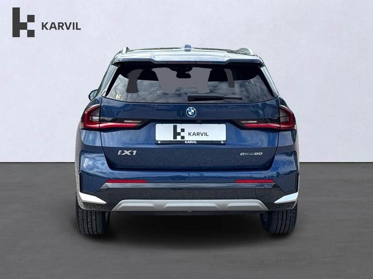 BMW iX1 eDrive20 X-Line
