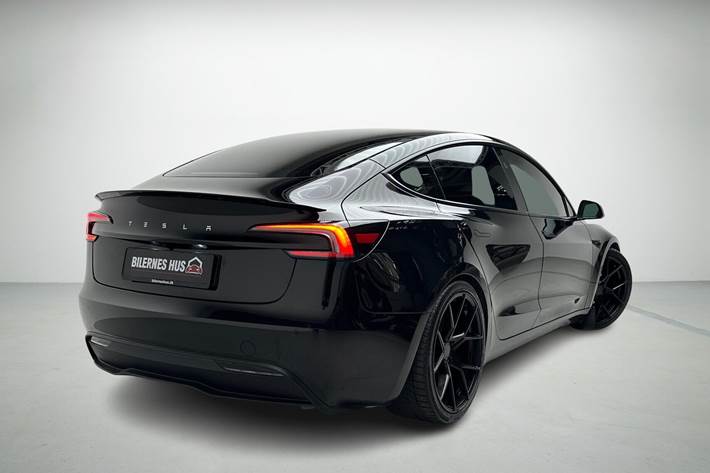 undefined Tesla Model 3 fra 2024