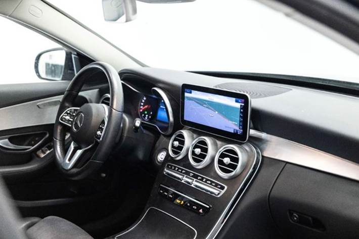 undefined Mercedes C300 de fra 2020