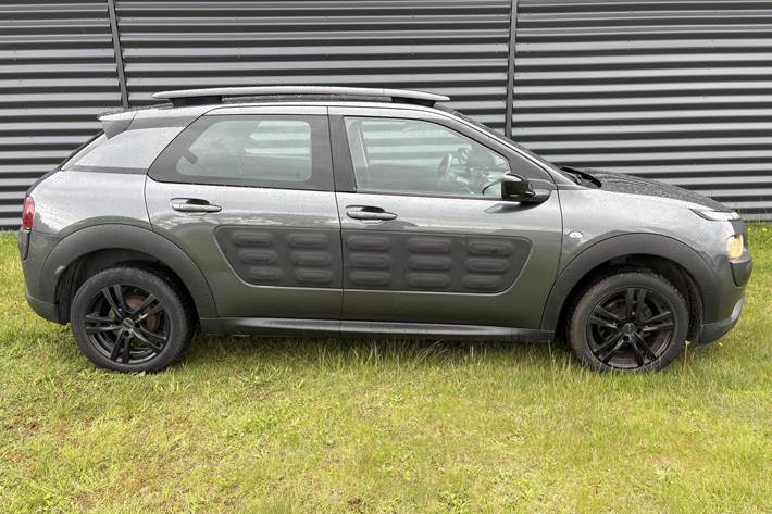 Grå Citroën C4 Cactus fra 2015