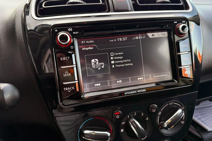 Hvid Mitsubishi Space Star fra 2016