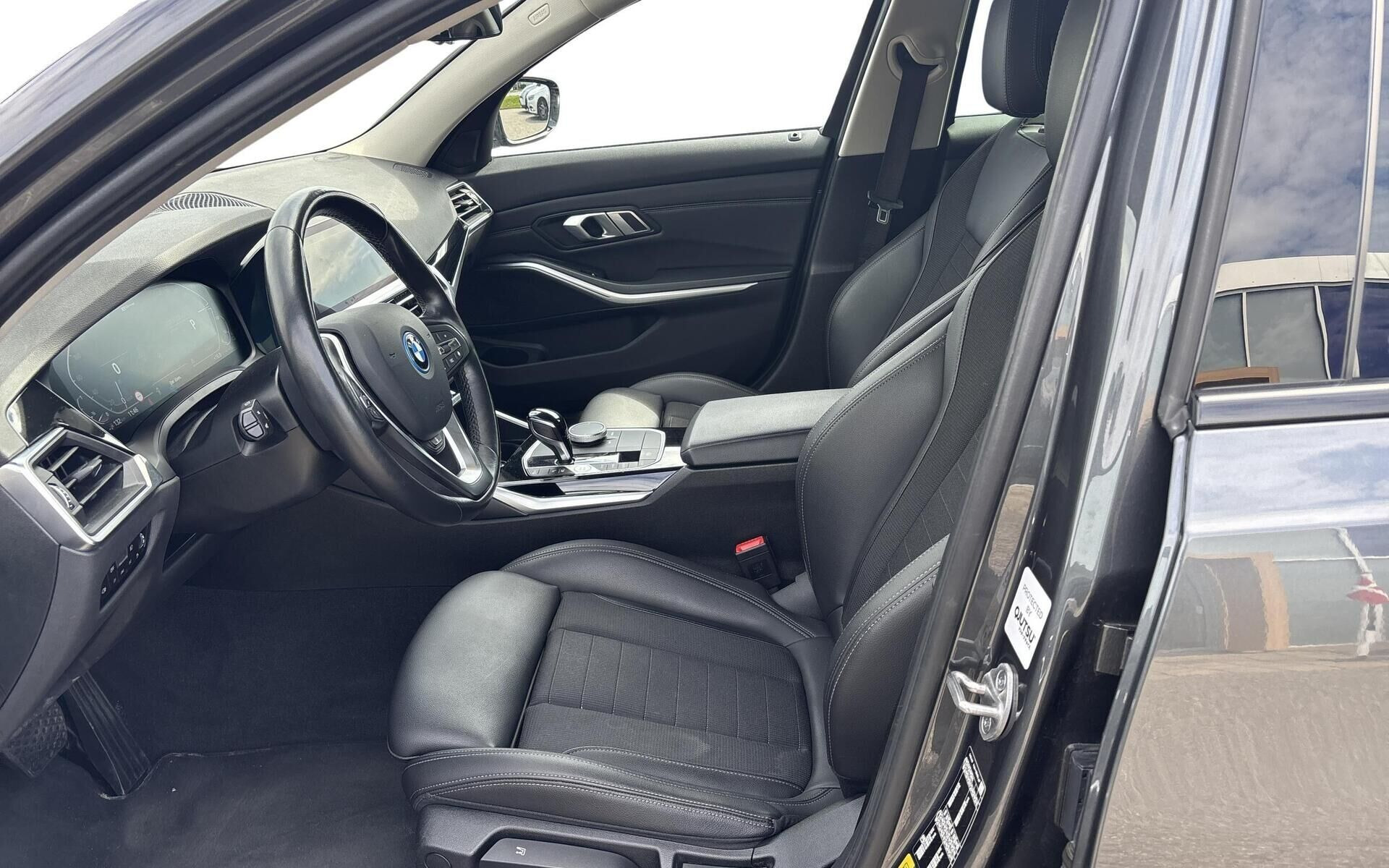BMW 330e Touring Steptronic, 292hp, 2022