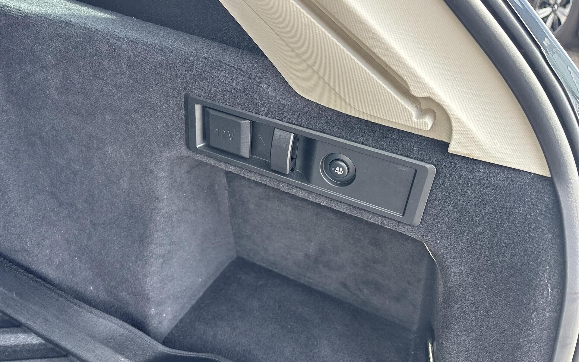 BMW 330e Touring Steptronic, 292hp, 2022
