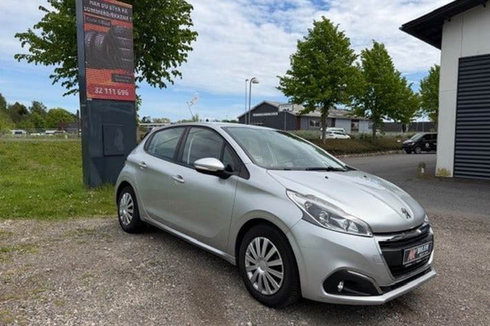 undefined Peugeot 208 fra 2018