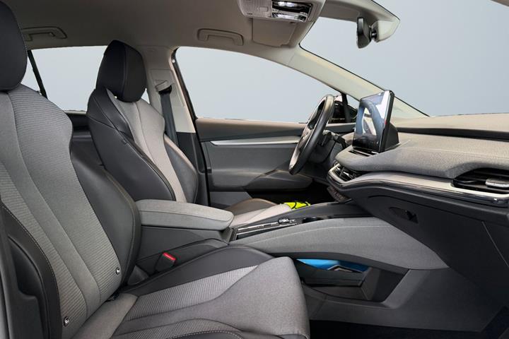 Sort Skoda Enyaq fra 2023