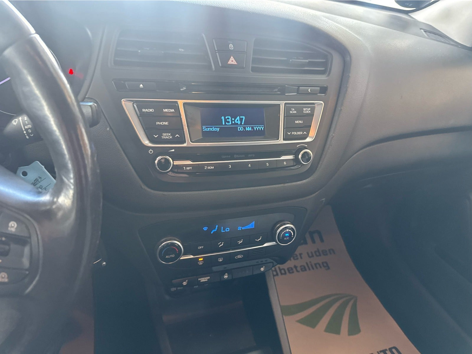 Sølv Hyundai i20 fra 2015