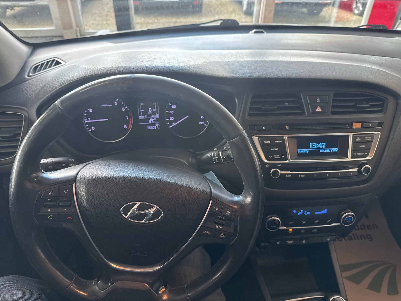 Sølv Hyundai i20 fra 2015