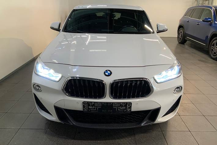 Hvid BMW X2 fra 2018