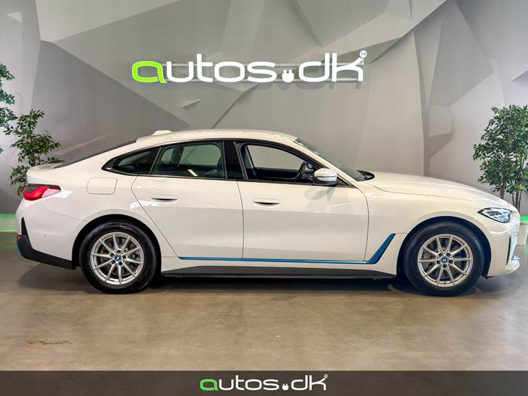 BMW i4 eDrive40