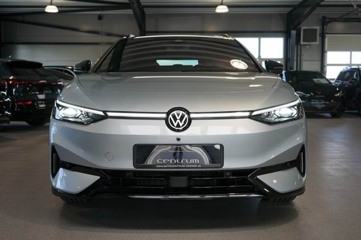 Sølv VW ID.7 fra 2025